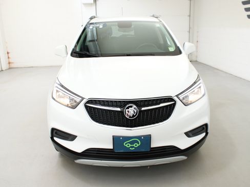 Used 2022 Buick Encore Preferred w/ Safety Package AWD/4WD image 2