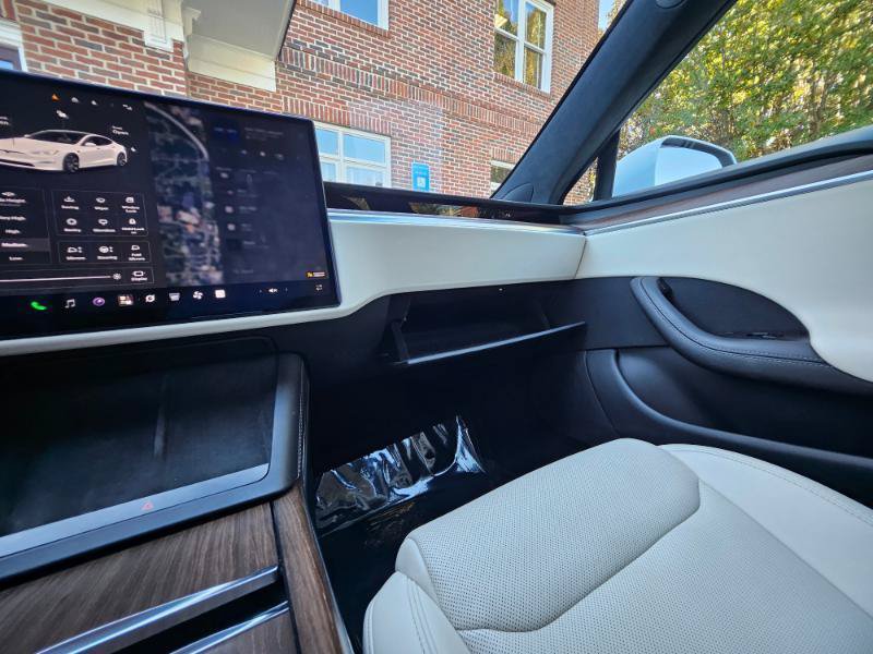Used 2023 Tesla Model S AWD/4WD image 57
