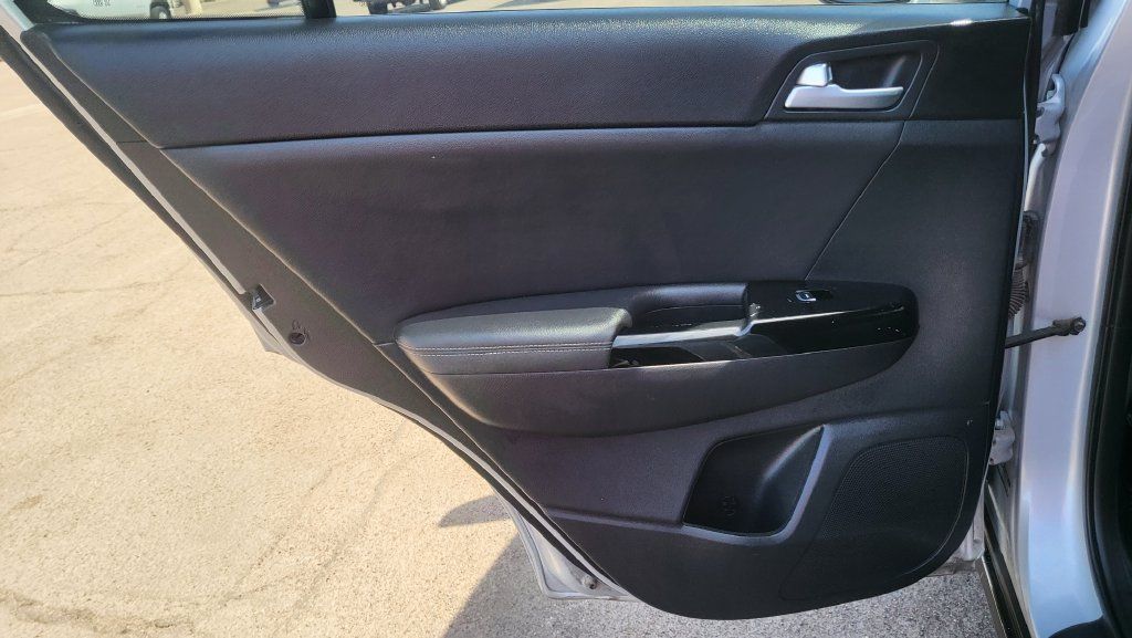 Used 2020 Kia Sportage SX FWD image 23