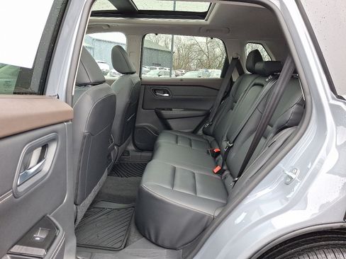 Certified 2023 Nissan Rogue SL w/ SL Premium Package image 12