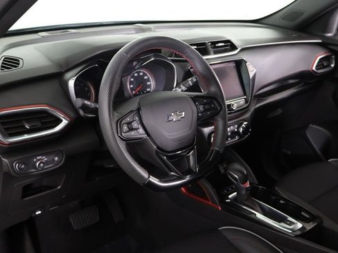 Used 2023 Chevrolet TrailBlazer RS w/ Technology Package AWD/4WD image 27