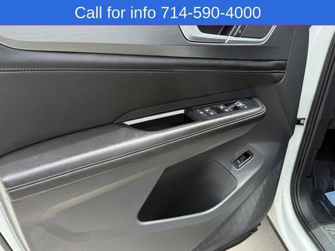 Used 2024 Volkswagen Atlas Cross Sport SE FWD image 10