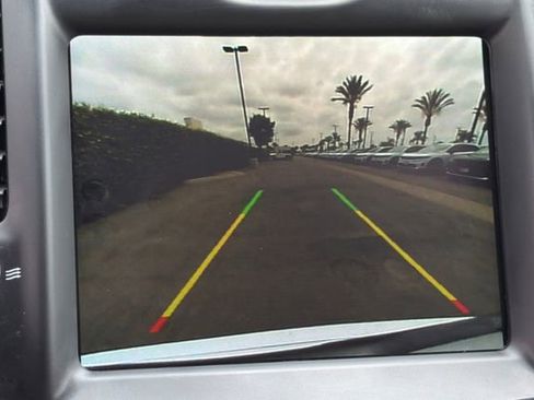 Used 2021 Chrysler 300 Touring L AWD/4WD image 23
