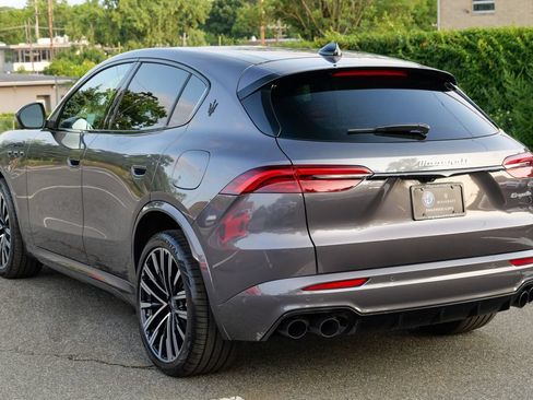 Used 2025 Maserati Grecale Modena AWD/4WD image 5