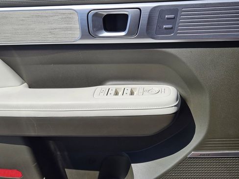 Used 2025 Hyundai Santa Fe Calligraphy image 17