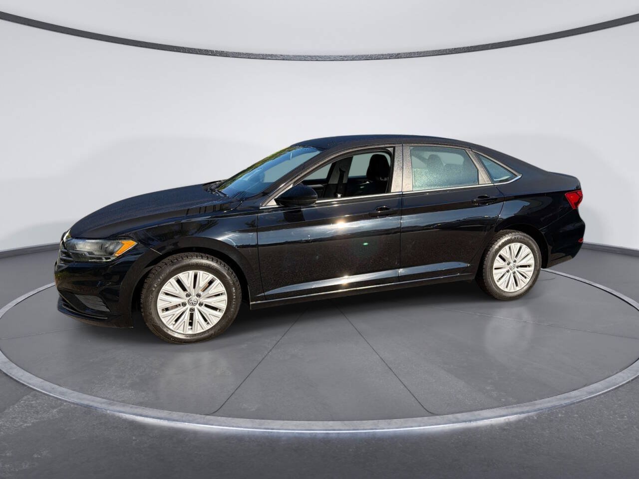 Used 2019 Volkswagen Jetta S FWD image 2