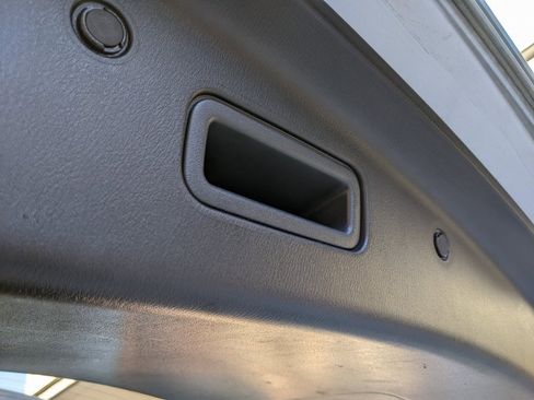 Used 2021 Nissan Armada SV image 29