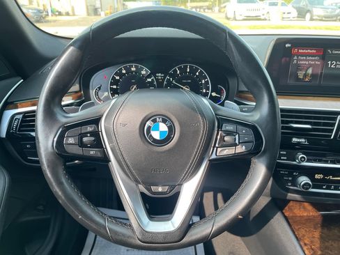 Used 2018 BMW 530i xDrive AWD/4WD image 24