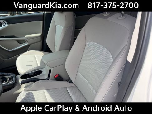 Certified 2025 Kia Soul LX w/ LX Technology Package FWD image 13