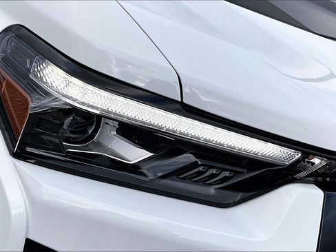 Used 2024 Chevrolet Colorado ZR2 w/ ZR2 Convenience Package III image 30