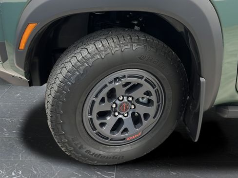 Used 2025 Nissan Frontier PRO-4X AWD/4WD image 31
