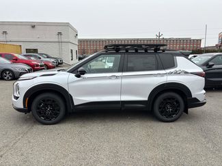 New 2026 Mitsubishi Outlander Trail Edition video 2