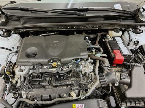 Used 2024 Toyota Camry LE FWD image 34