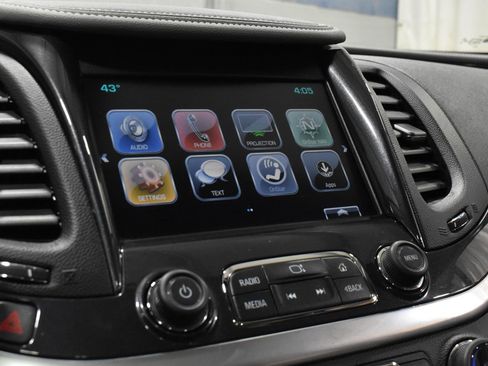 Used 2019 Chevrolet Impala LT image 17