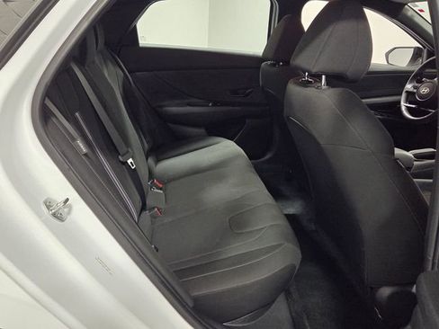 Certified 2025 Hyundai Elantra Sport FWD image 14
