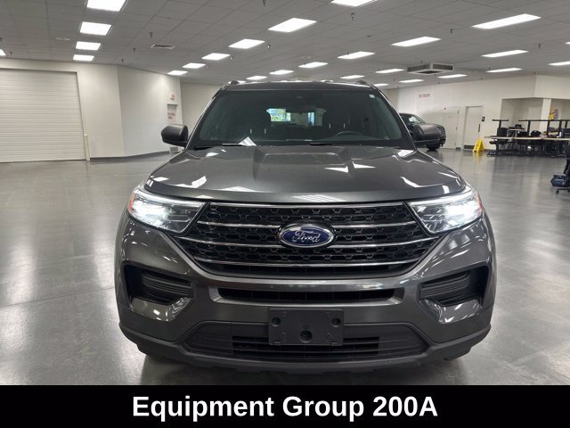 Used 2020 Ford Explorer XLT AWD/4WD image 2