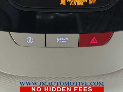 Used 2023 Kia K5 EX image 37
