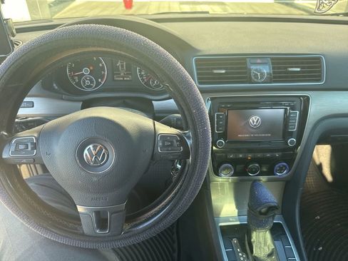 Used 2014 Volkswagen Passat 2.5 SE image 19