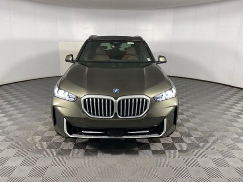 New 2026 BMW X5 xDrive50e w/ Climate Comfort Package AWD/4WD image 2