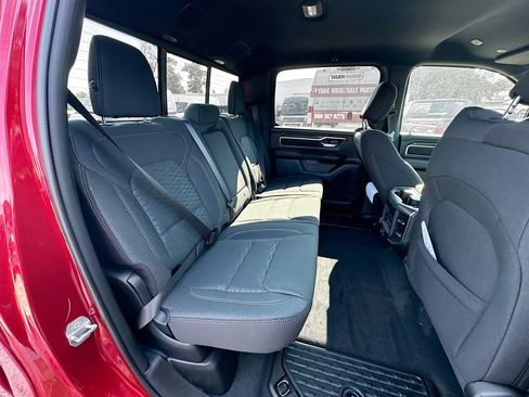 New 2026 RAM 1500 4x4 Crew Cab image 33