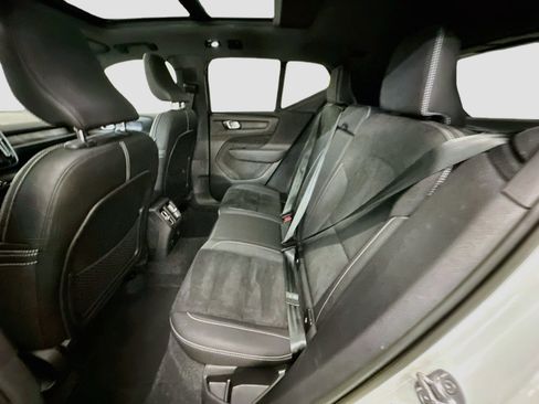 Used 2023 Volvo XC40 Recharge Plus AWD/4WD image 29