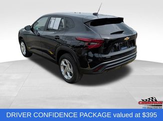 Used 2024 Chevrolet Trax LS w/ LS Convenience Package FWD video 3