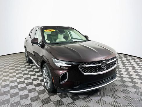 Used 2021 Buick Envision Avenir w/ Technology Package II image 3