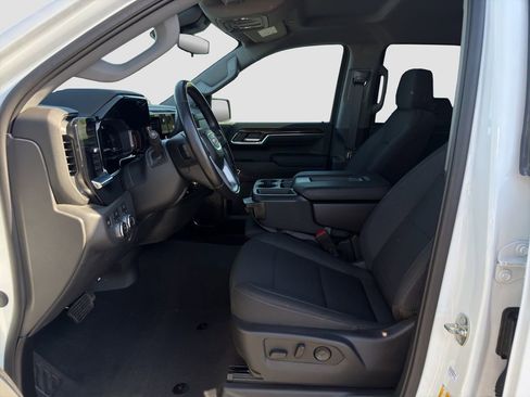 Used 2022 GMC Sierra 1500 SLE AWD/4WD image 9