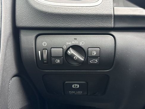 Used 2013 Volvo S60 T5 image 22