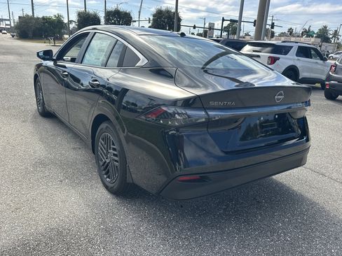 New 2026 Nissan Sentra SV image 8
