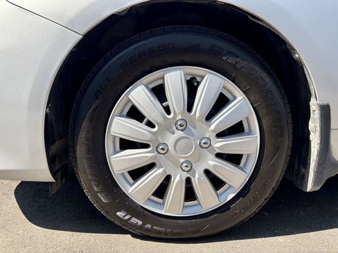 Used 2012 Toyota Corolla L FWD image 20