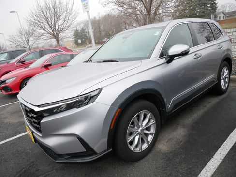 Used 2024 Honda CR-V EX image 4