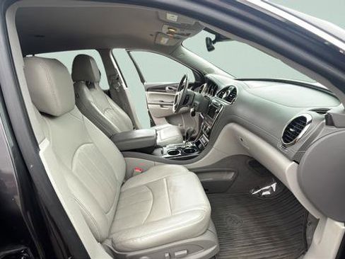 Used 2016 Buick Enclave Leather w/ Trailering Package image 27