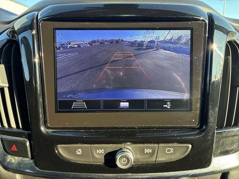 Certified 2020 Chevrolet Traverse LT w/ Driver Confidence II Package image 14