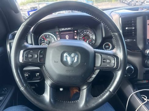 Used 2022 RAM 1500 Big Horn AWD/4WD image 41