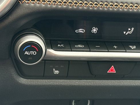 Used 2025 MAZDA CX-50 AWD 2.5 Hybrid w/ Premium Pkg image 29