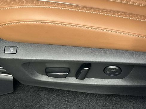 New 2026 INFINITI QX60 Autograph image 16