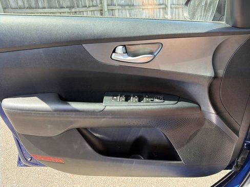 Used 2019 Kia Forte LXS FWD image 21