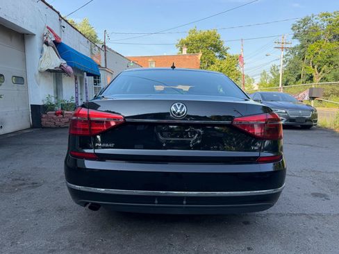Used 2016 Volkswagen Passat 1.8T S FWD image 7