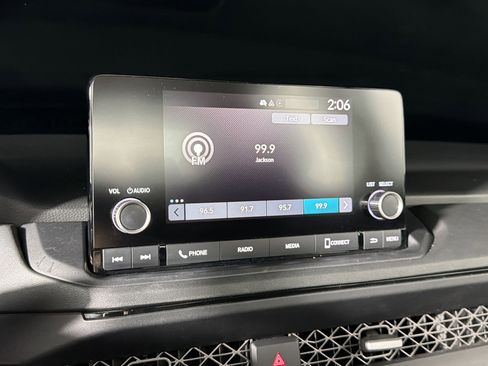 Used 2024 Honda Accord EX image 24