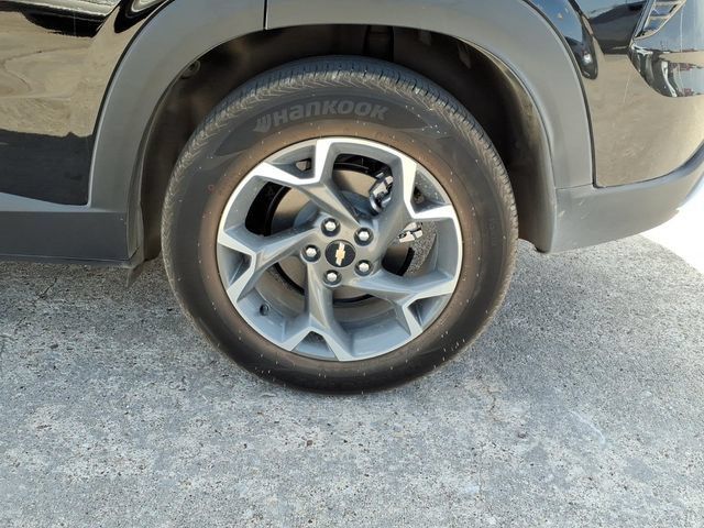 Used 2026 Chevrolet Trax LT FWD image 20