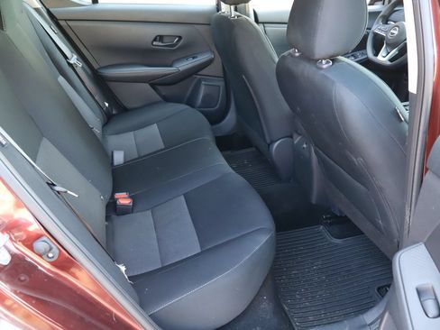 Used 2024 Nissan Sentra SV FWD image 17