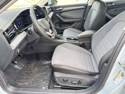 New 2026 Volkswagen Jetta SE image 15