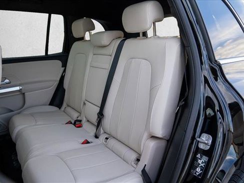 Certified 2026 Mercedes-Benz GLB 250 4MATIC image 20