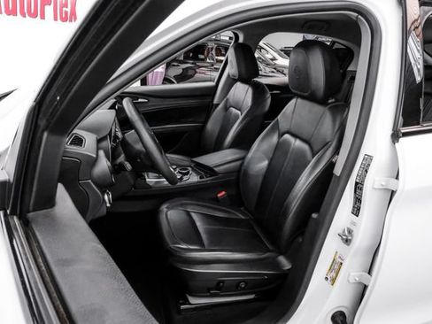 Used 2019 Alfa Romeo Stelvio w/ Nero Edizione RWD image 44