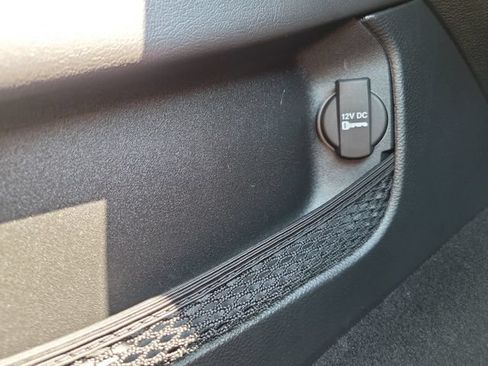 Used 2019 Dodge Challenger SXT RWD image 29
