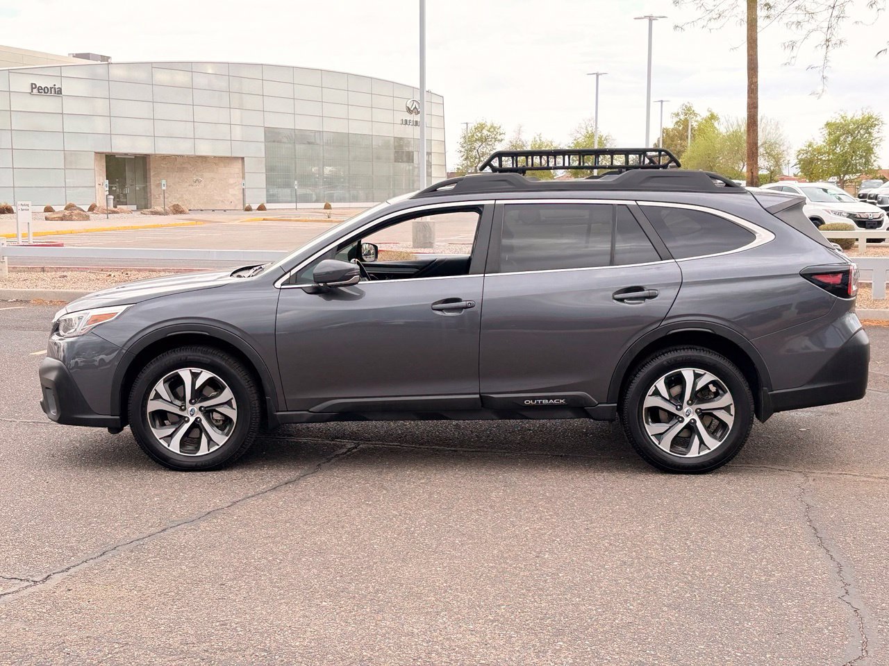 Used 2020 Subaru Outback Limited w/ Popular Package #2 AWD/4WD image 3