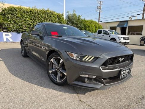 Used 2015 Ford Mustang GT image 1
