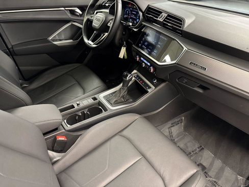 Used 2022 Audi Q3 2.0T Premium AWD/4WD image 15