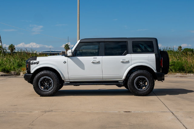 Used 2022 Ford Bronco Outer Banks AWD/4WD image 5
